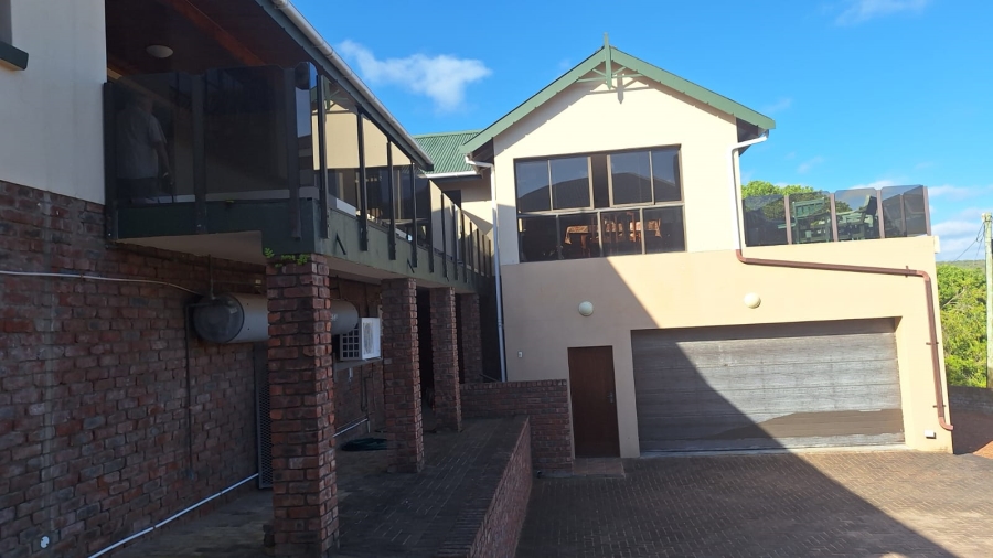 5 Bedroom Property for Sale in Stilbaai Wes Western Cape